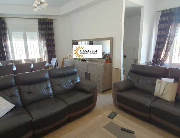 Таунхаус на продажу в  Calle faisan , Alhaurín de la Torre photo 3