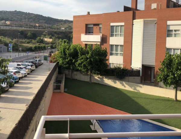 Piso en venta en , Montgat photo 1