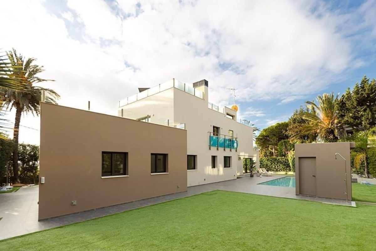 Venta de chalet independiente en Calle Mas d'en Lliri, Sitges
 photo 2
