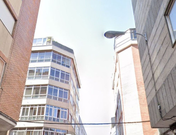 Apartment for sale in Calle Llorente, Vigo photo 1