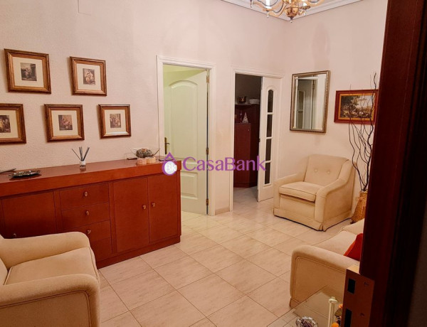 Продажа квартиры в Urb. CIUDAD JARDIN, Distrito Ciudad Jardín thumbnail 2