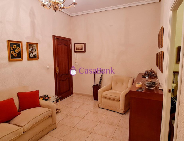 Продажа квартиры в  Urb. CIUDAD JARDIN, Distrito Ciudad Jardín photo 4