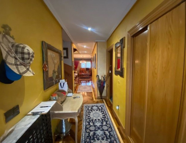 Semi-detached house for sale in  Plaza Córcega , Illescas photo 3