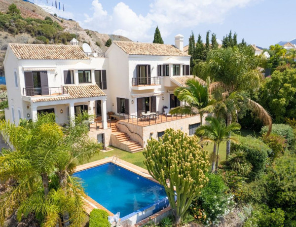 Chalet independiente en venta en  La Quinta , Benahavís photo 4