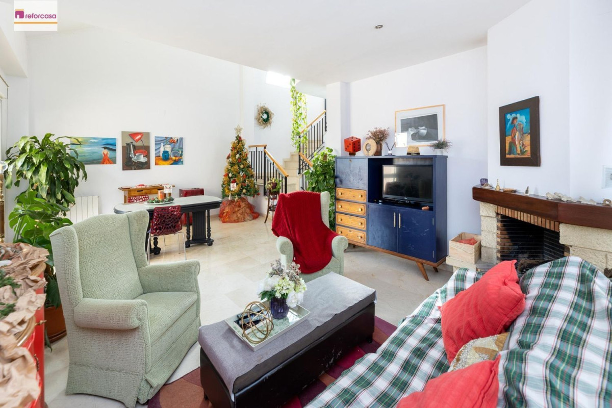 Venta de chalet adosado en , Gojar photo 2