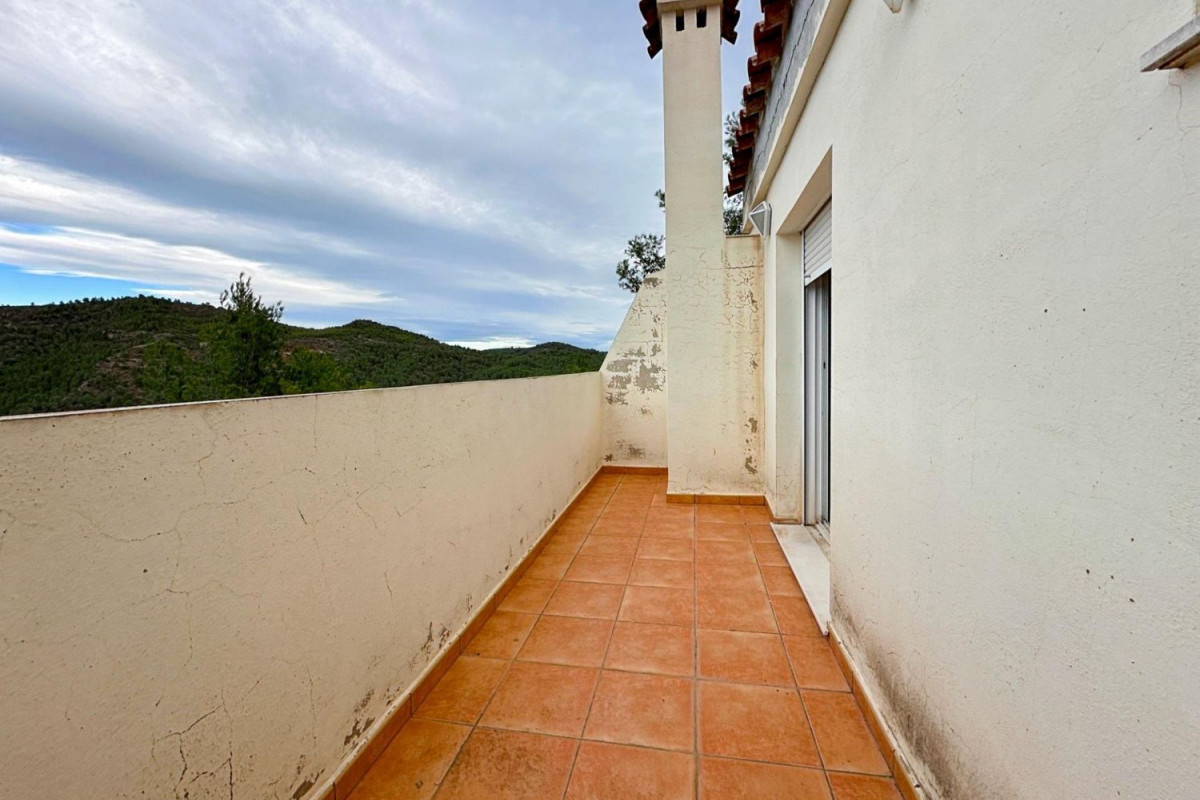 Venta de chalet adosado en , Sueras photo 2