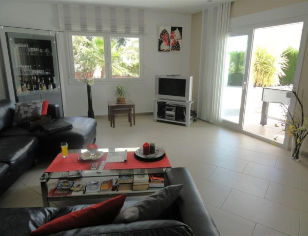 Chalet independiente en venta en  Gargasindi , Calpe photo 3