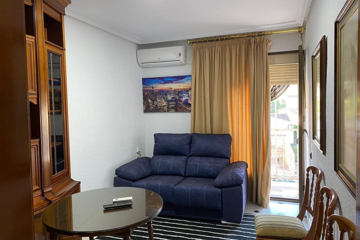 Продажа квартиры на Avenida de la Vera, 19, Пласенсия
 photo 2