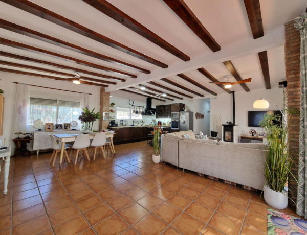 Chalet independiente en venta en , Palma de Gandia thumbnail 1