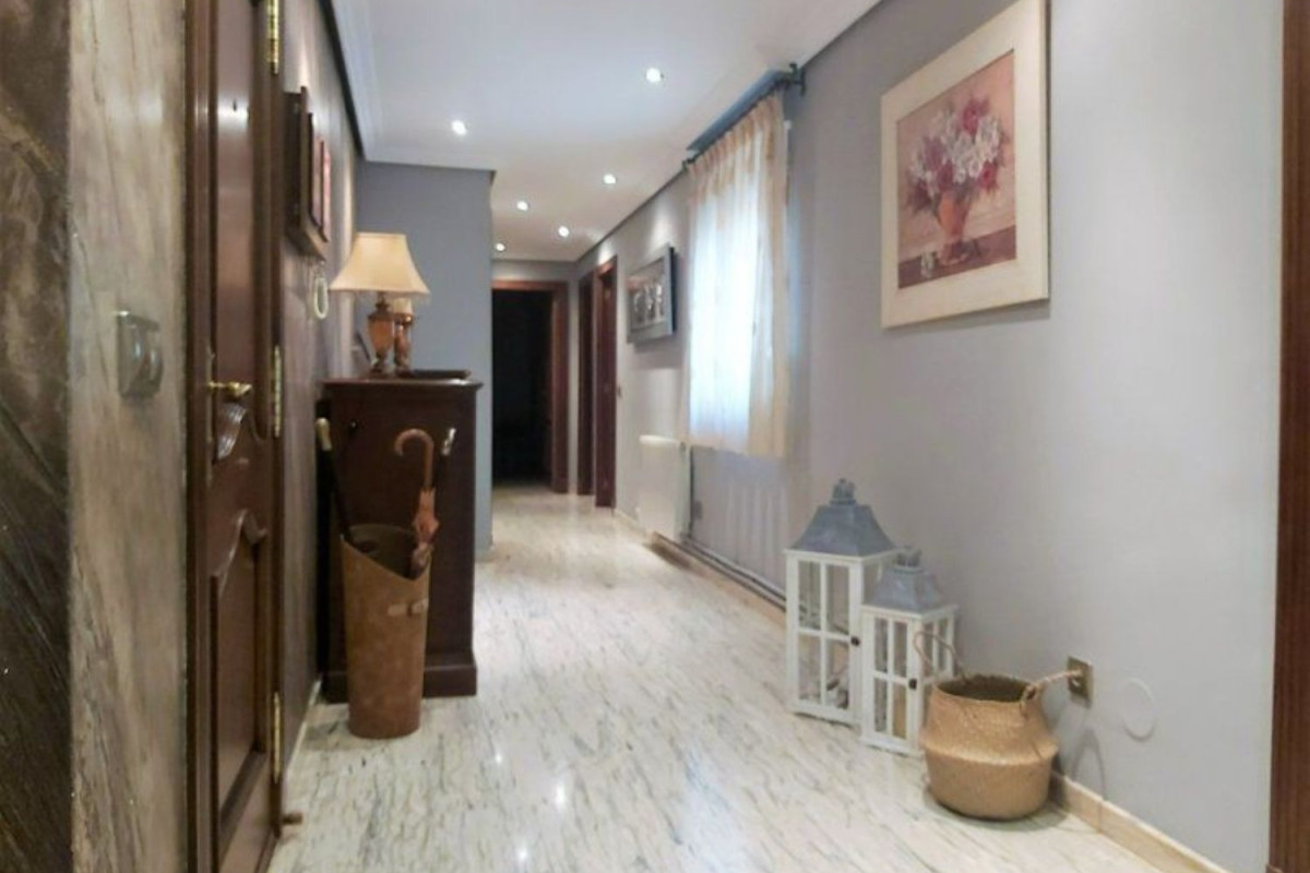 Piso en venta en Mancha Real, Манчa Реал
photo 1