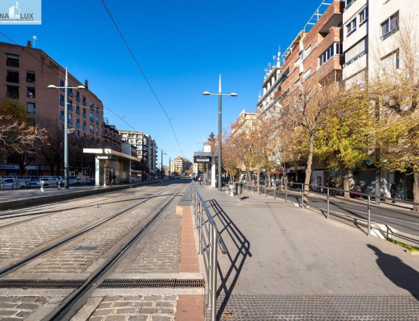 Garaje en venta en  Avenida de la Constitución , Granada photo 4