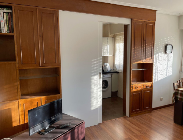 Apartment for sale in Calle Bolivia, 13, Vitoria-Gasteiz thumbnail 1