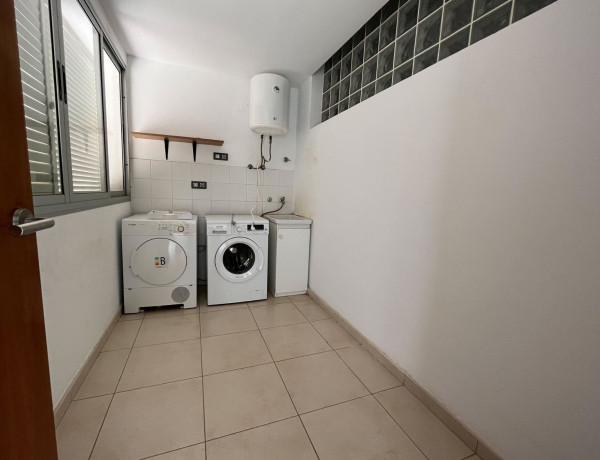 Semi-detached house for sale in  Calle Cedro , Santa Lucía de Tirajana photo 4