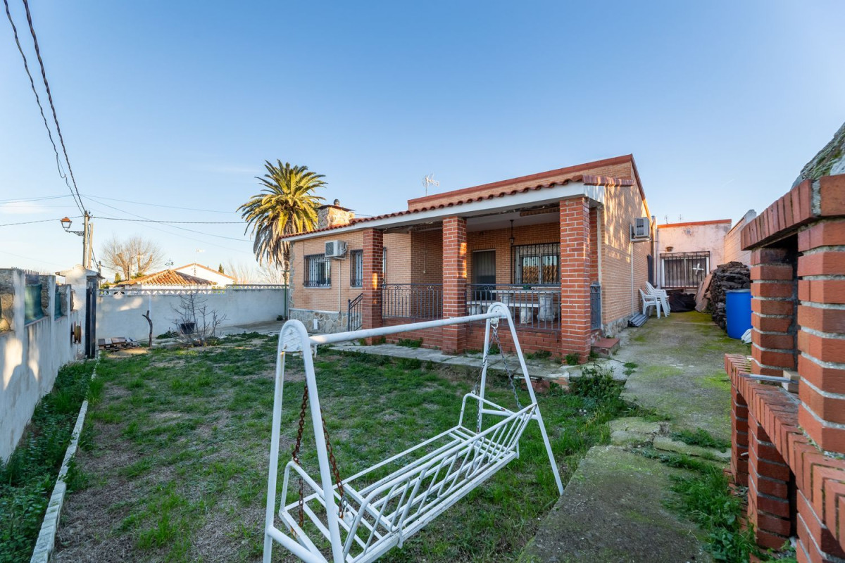Casa o chalet independiente en venta en dalias, El Álamo
photo 2