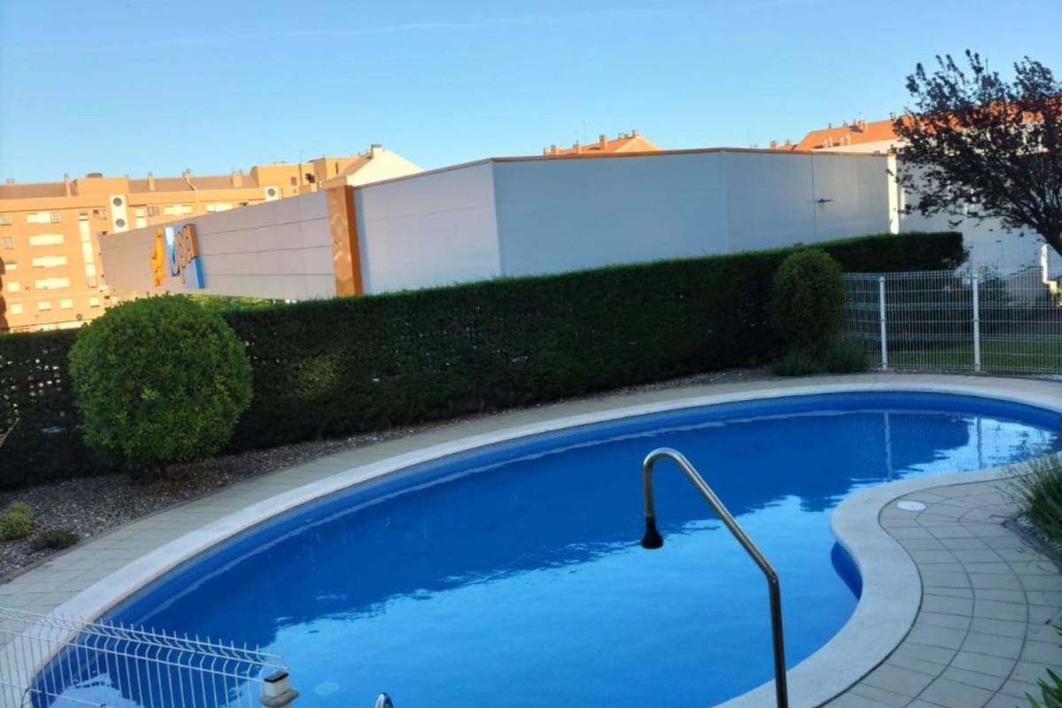 Venta de piso en San felices, Logroño
photo 1
