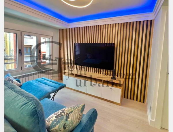 Apartment for sale in  Calle INDEPENDENCIA, 9 -11, Gijón photo 4