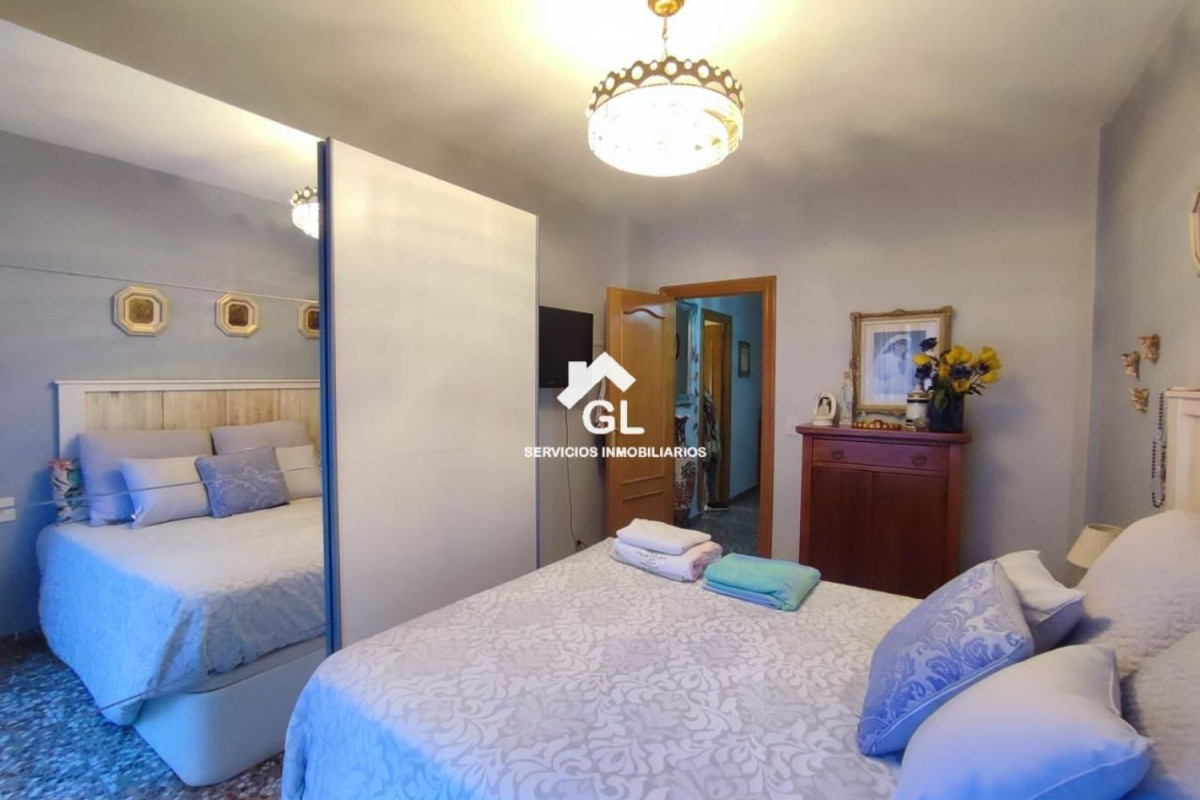 Sale of apartment in Calle Tinte, Albacete
photo 1