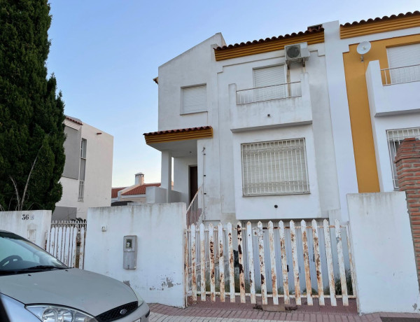 Таунхаус на продажу в Calle Kiwi s/n , Vélez-Malaga thumbnail 1