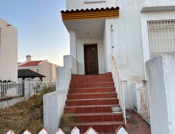 Таунхаус на продажу в Calle Kiwi s/n , Vélez-Malaga thumbnail 2