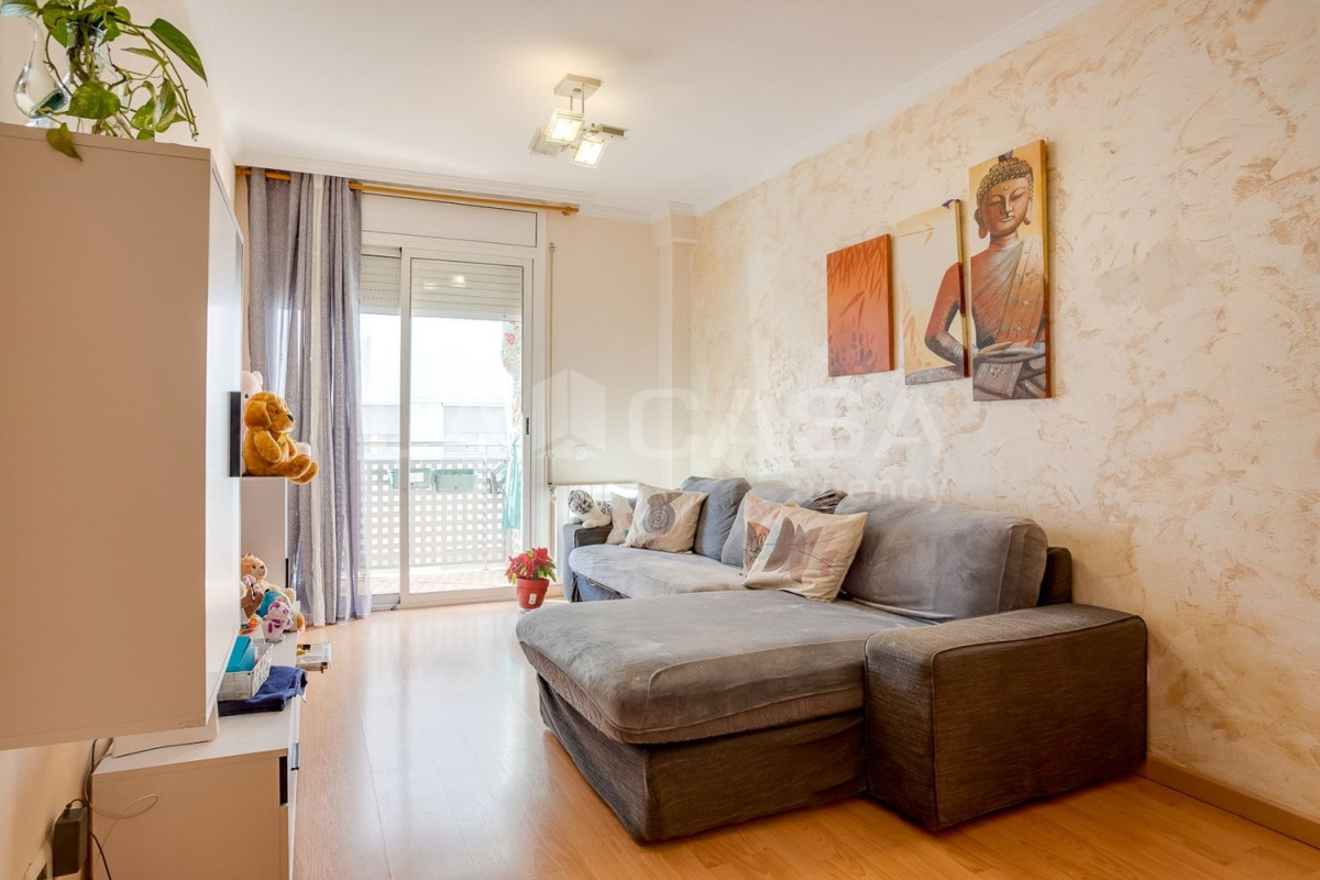 Penthouse sale in Campoamor, Hospitalet de Llobregat photo 1
