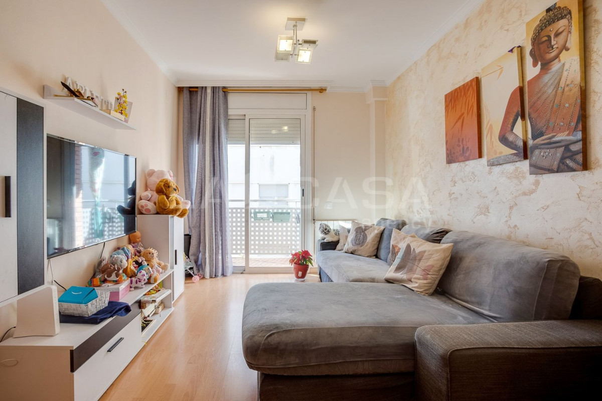 Penthouse sale in Campoamor, Hospitalet de Llobregat photo 3