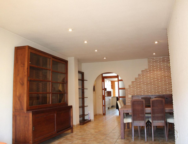 Piso en venta en Avenida de la República Argentina, Gandia thumbnail 1
