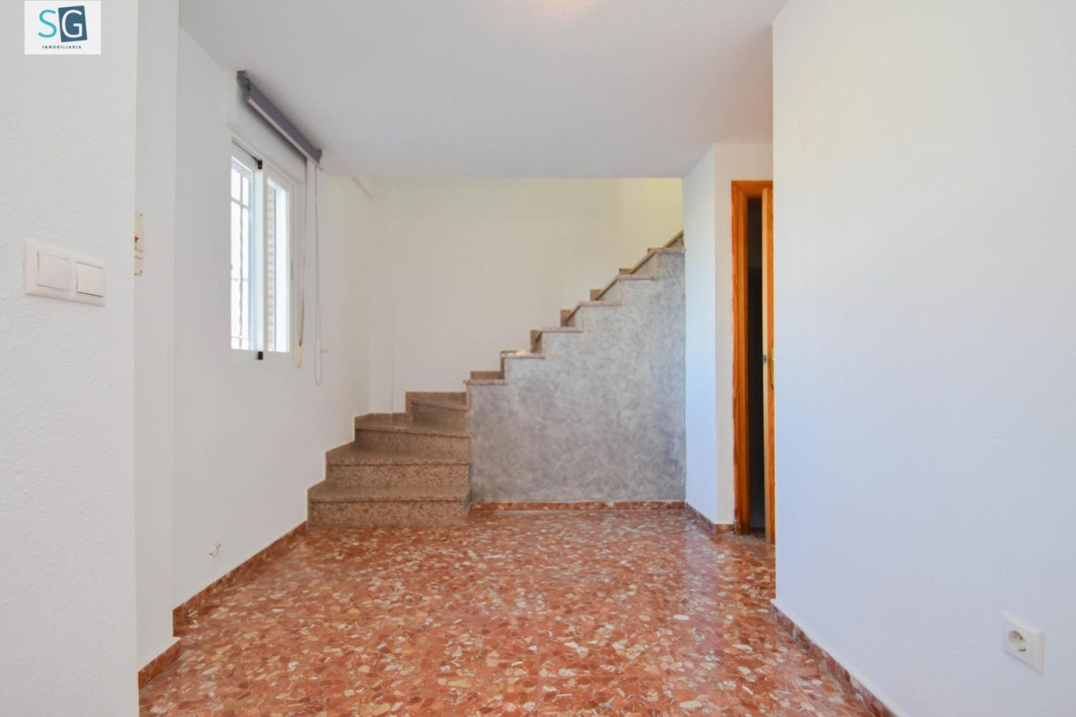 Venta de chalet adosado en , Atarfe photo 4