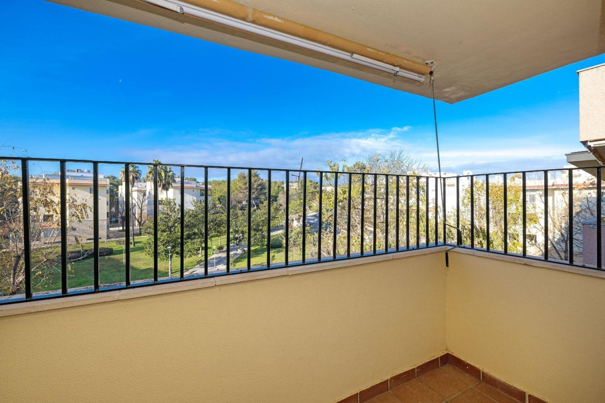 Venta de piso en Calle de La Pinta, Mairena del Aljarafe
photo 1