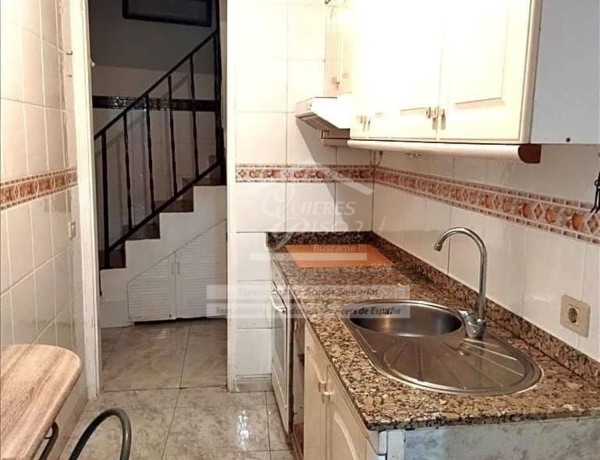 Chalet independiente en venta en Calle Bergantín Rosalía, 11, Arucas thumbnail 2