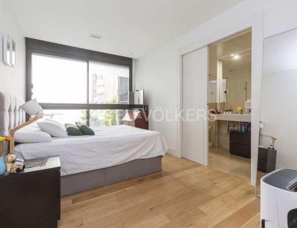 Apartment for sale in  Barrio de Salamanca , Madrid photo 4