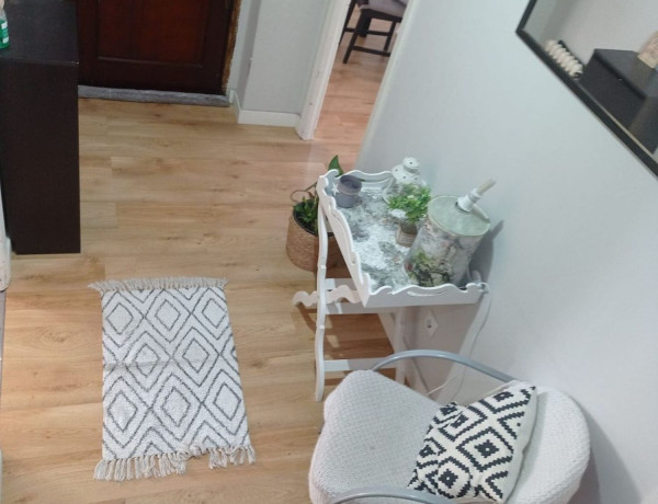 Apartment for sale in Avenida FRAGOSO, 95, Vigo thumbnail 1