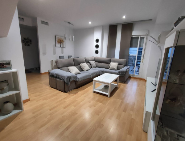 Chalet adosado en venta en  Golf Guadiana , Badajoz photo 1