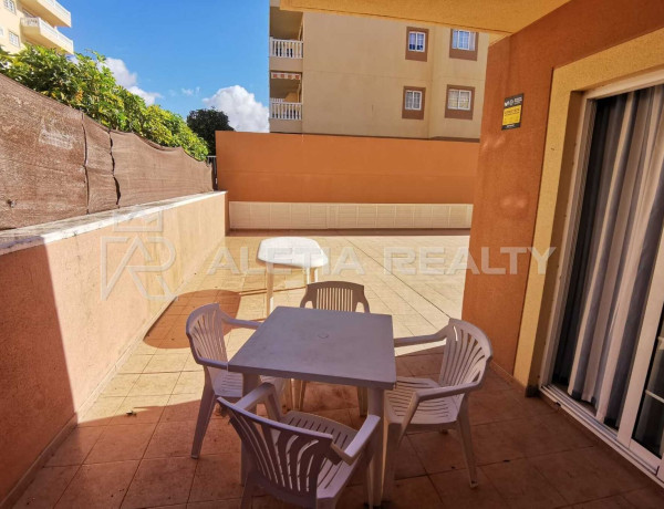 Bajo en venta en  Calle Quezal s/n, Arona photo 1