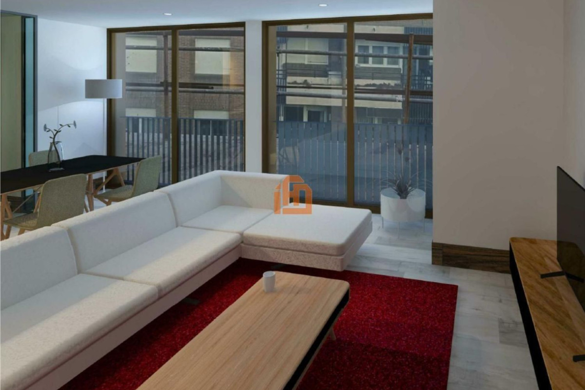 Venta de piso en Calle Bernardino de Sahagún, León
photo 2