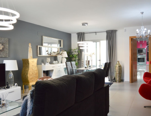 Semi-detached house for sale in Calle Garajonay , Agüimes thumbnail 1