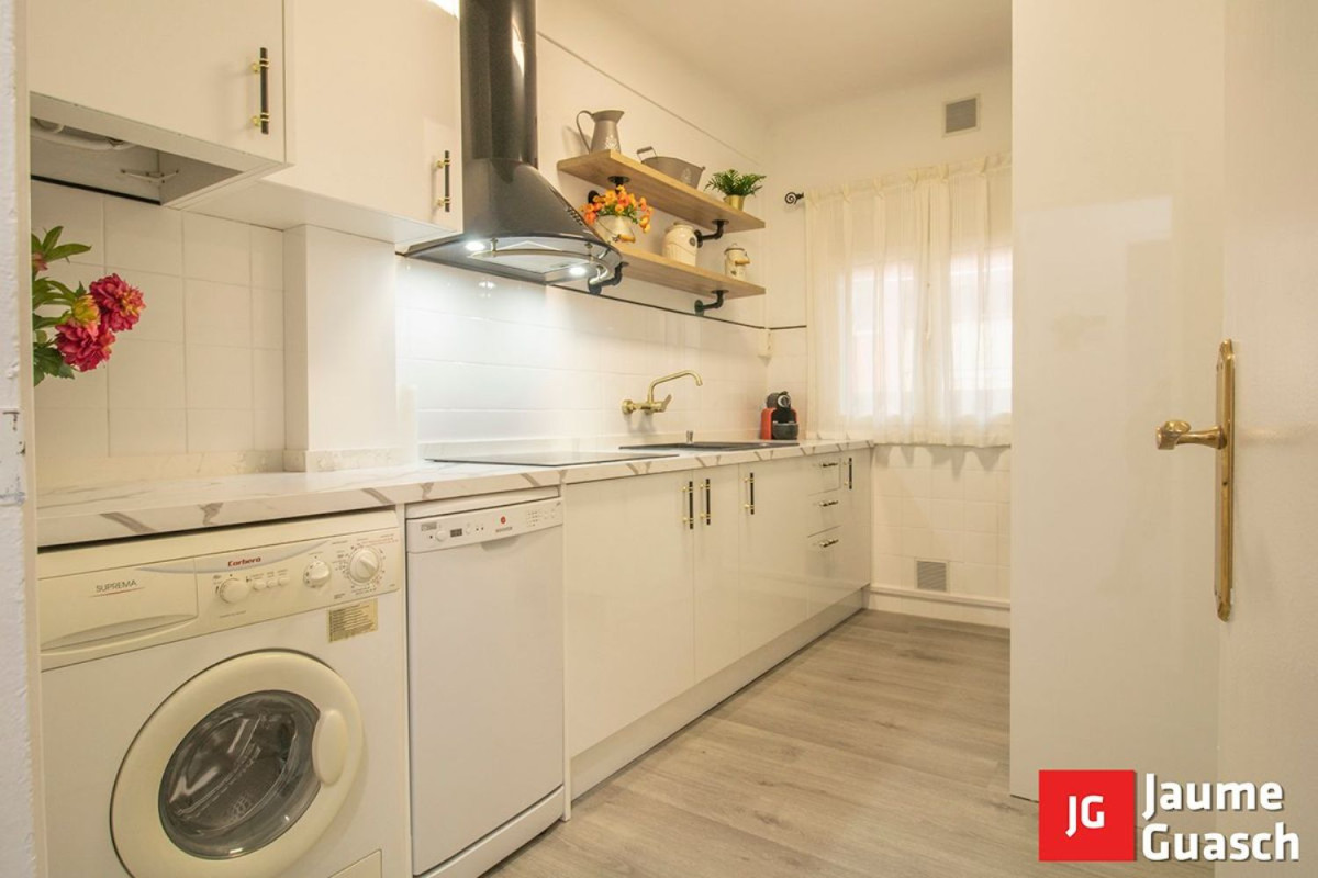 Продажа квартиры на Camino de l'Era, Торредембарра
photo 2
