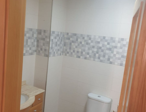 Bajo en venta en  Medicina , Albacete photo 4