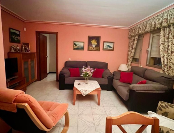 Продажа первого этажа в  Calle del moral, La Linea de la Concepcion photo 3