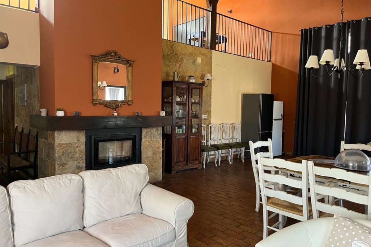 Casa o chalet independiente en venta en calle Ferrocarril, Maello
 photo 4