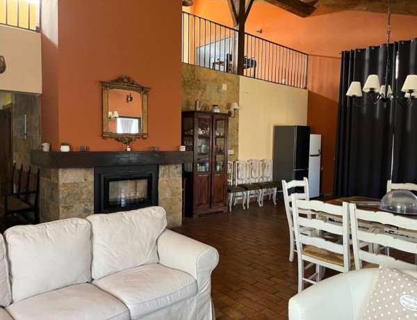 Detached villa for sale in , Maello photo 4