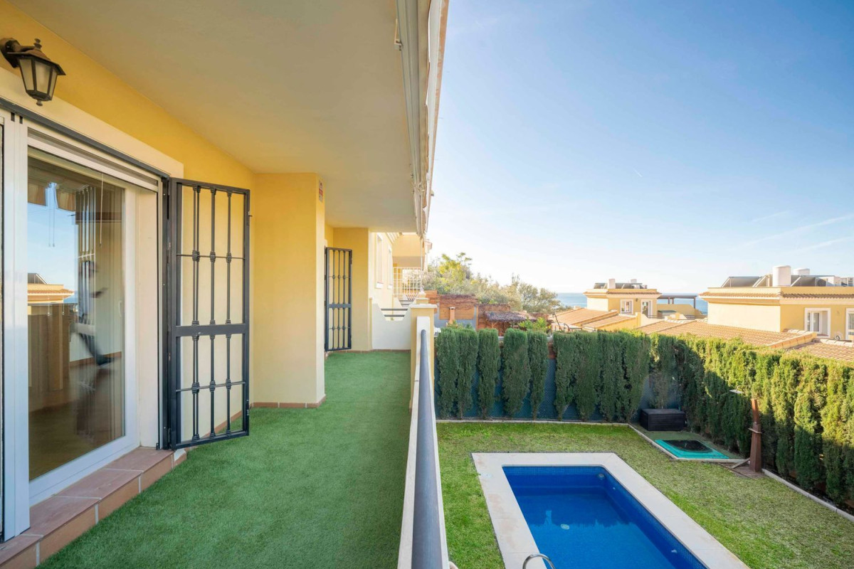 Sale of townhouse in  La Cala del Moral , Rincón de la Victoria photo 2