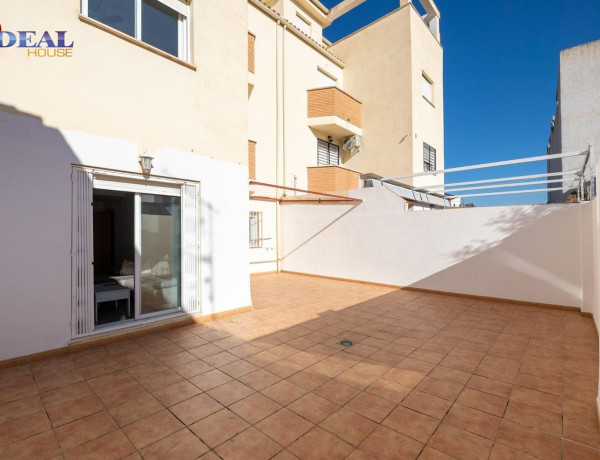 Duplex en venta en , Armilla photo 1
