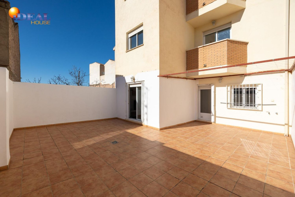 Venta de duplex en , Armilla photo 2