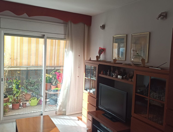 Apartment for sale in , Barberà del Vallès photo 2