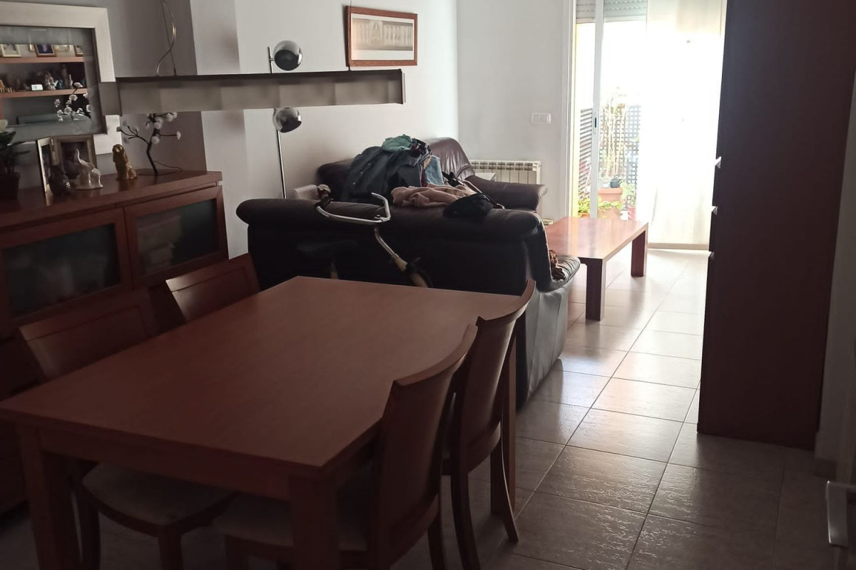Piso en venta en Barberà del Vallès, Барбера-дел-Вальес
 photo 5