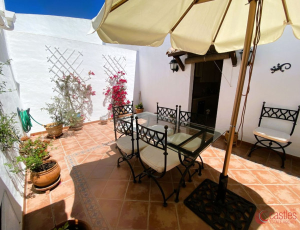 First floor for sale in  Puerto de la Duquesa , Manilva photo 3
