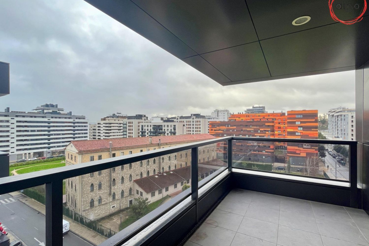 Venta de piso en Lezkairu, Pamplona/Iruña
photo 1
