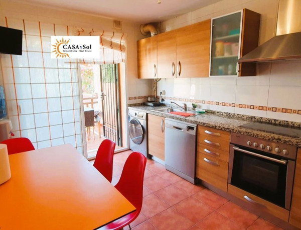 Chalet adosado en venta en  Calle Antonio Molina , Alhaurín de la Torre photo 1