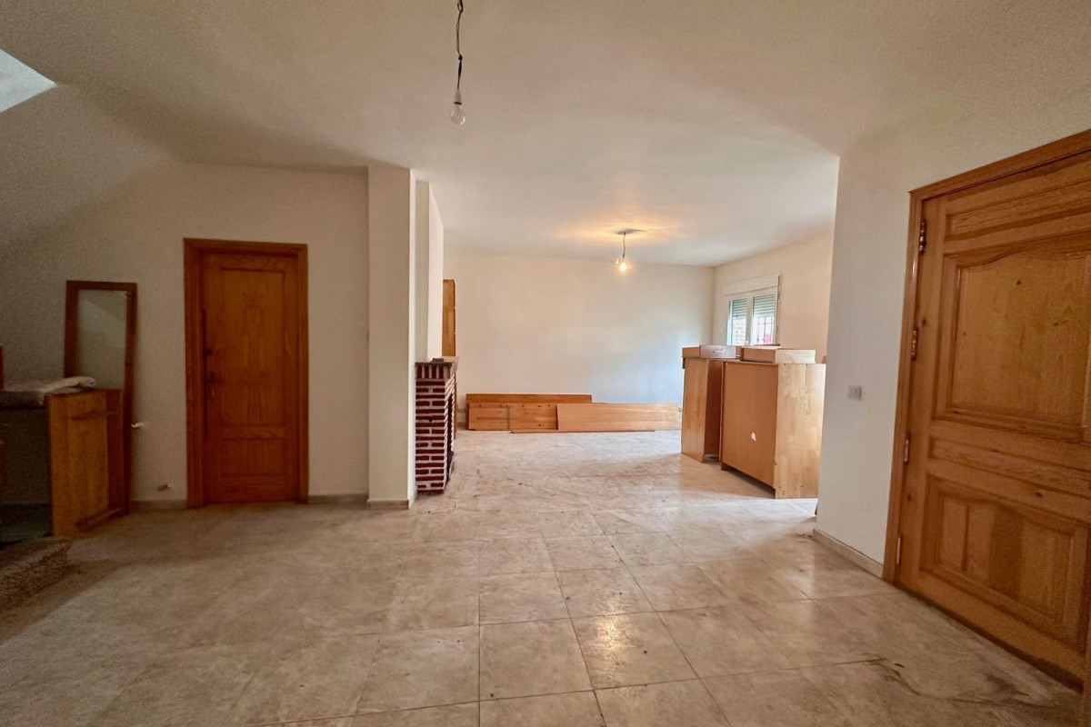 Sale of townhouse in , Arcicollar photo 4