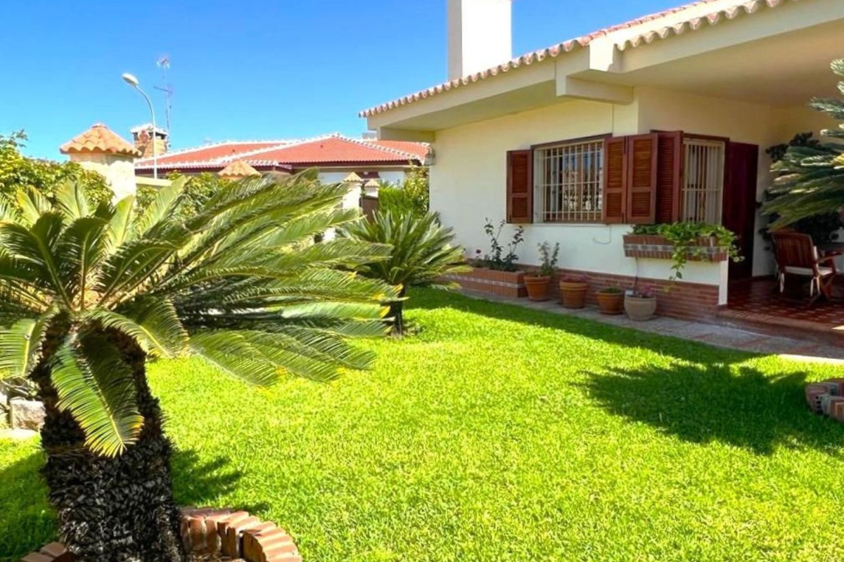 Venta de chalet independiente en Sector Laguna del Sopeton, Almonte
photo 3